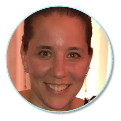 Black White Modern Circle Frame Business Introduction Instagram Post (11)